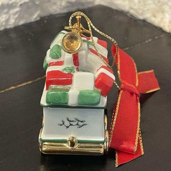 Vintage Spode Christmas Tree 2002 Baggage Car Train Christmas Ornament - Picture 2 of 7